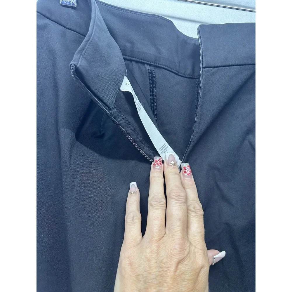 Lululemon Womens Straight Leg Black Pant SIze 8 CA 35801 RN 106259- Zips In Back